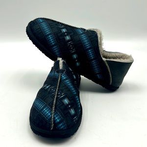 PENDLETON MENS SIZE 10 COUCH CRUISER SLIPPERS BLACK BLUE AZTEC PRINT
